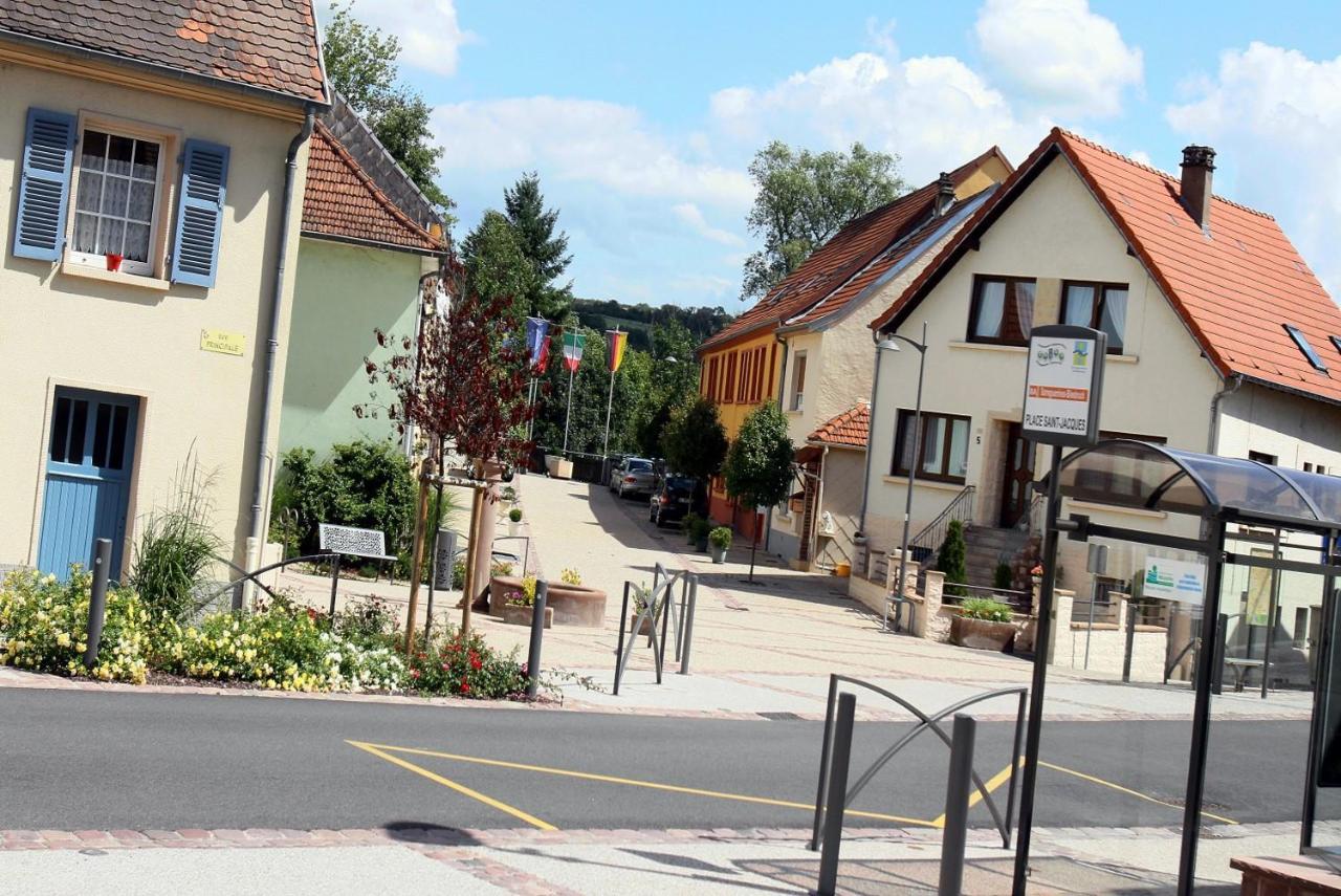 Les Dames De La Montagne Hotel Frauenberg Exterior photo